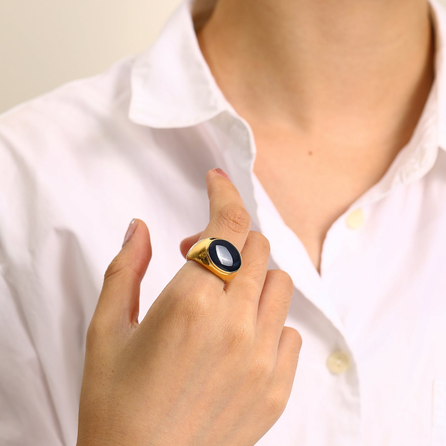 Modern Luxe Oval Gemstone-Encrusted Ring For Women